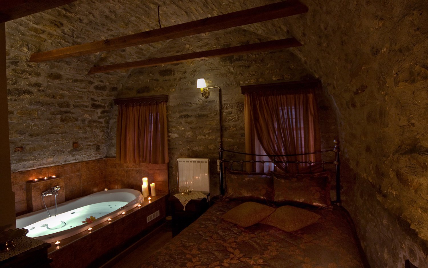 Double Room with Spa Bath